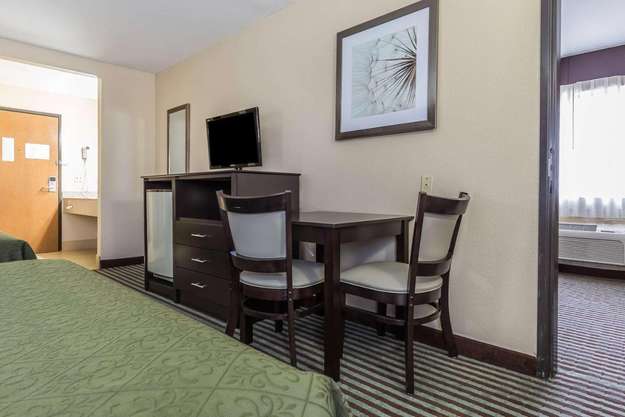 Quality Inn Mount Vernon, Il Екстер'єр фото
