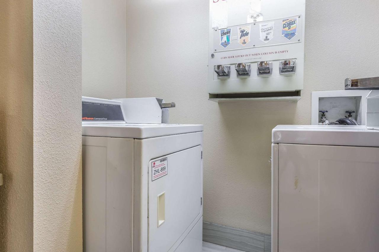 Quality Inn Mount Vernon, Il Екстер'єр фото