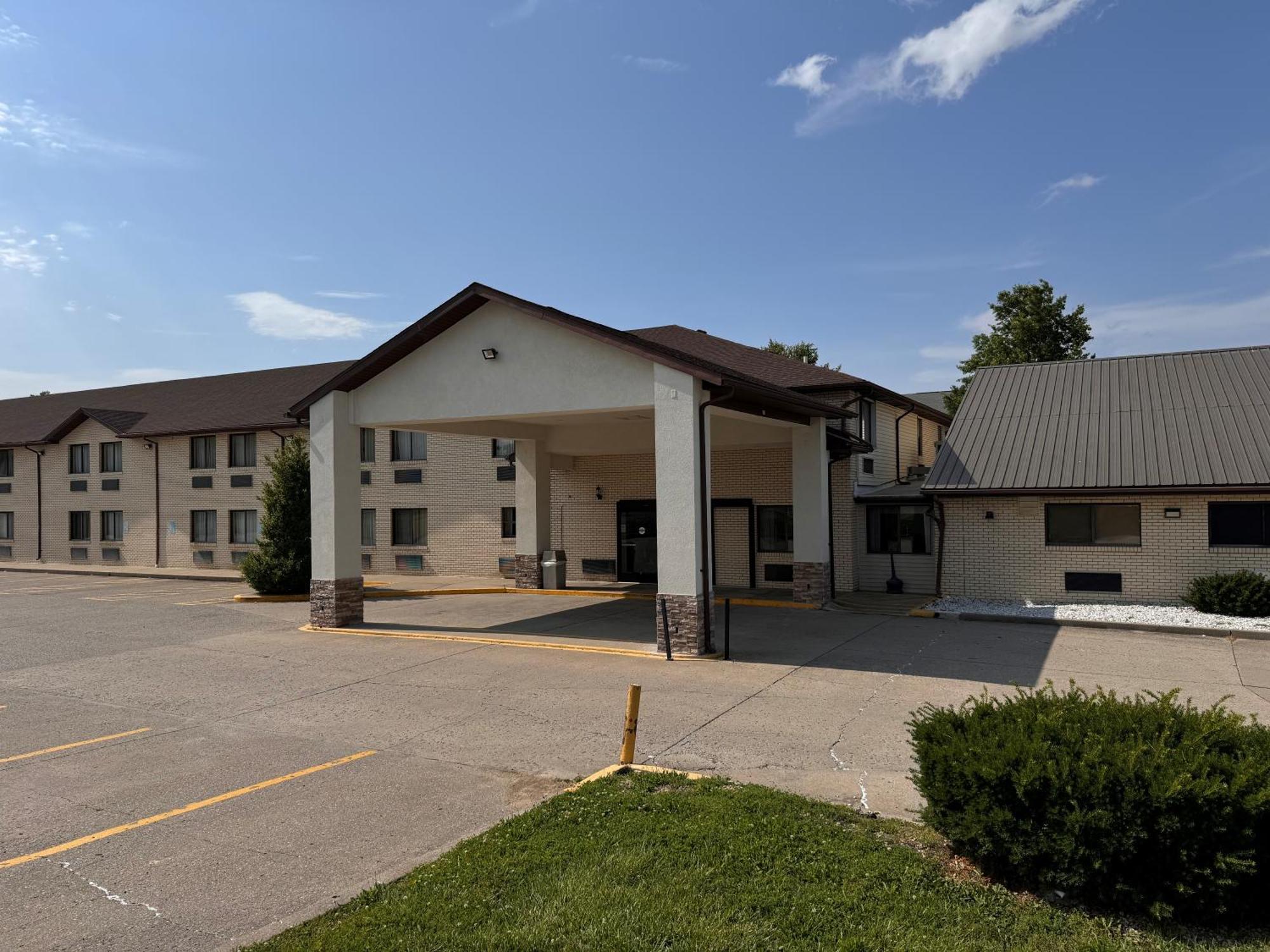 Quality Inn Mount Vernon, Il Екстер'єр фото